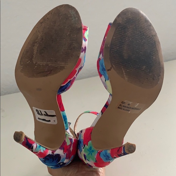 Floral heels - Picture 4 of 5